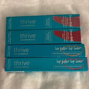 4 Thrive lipstick & lipliner 
Lipstick  in Ragan & Linda
Lipliner ebony & Jesse